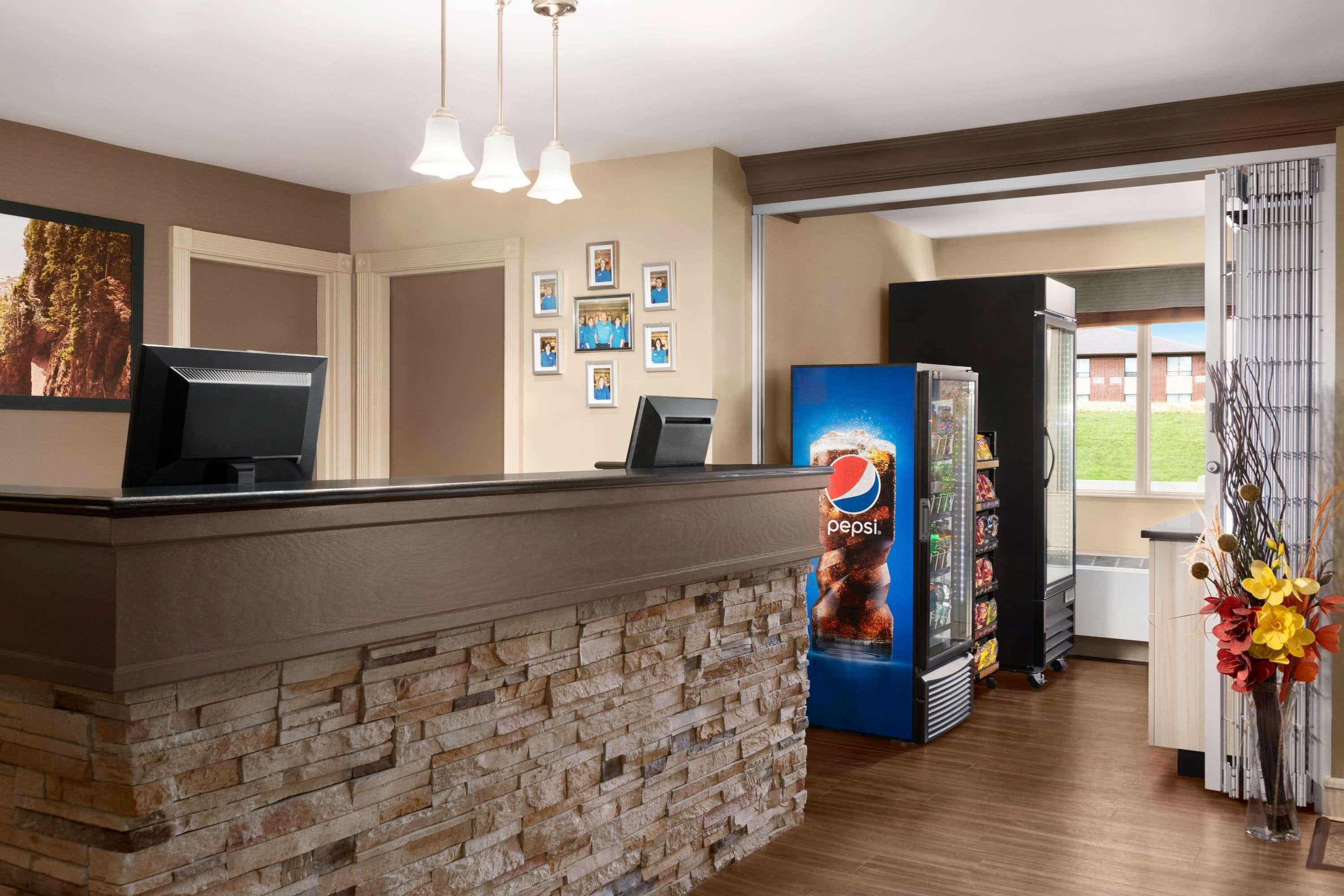 Travelodge Suites By Wyndham Moncton Exteriér fotografie