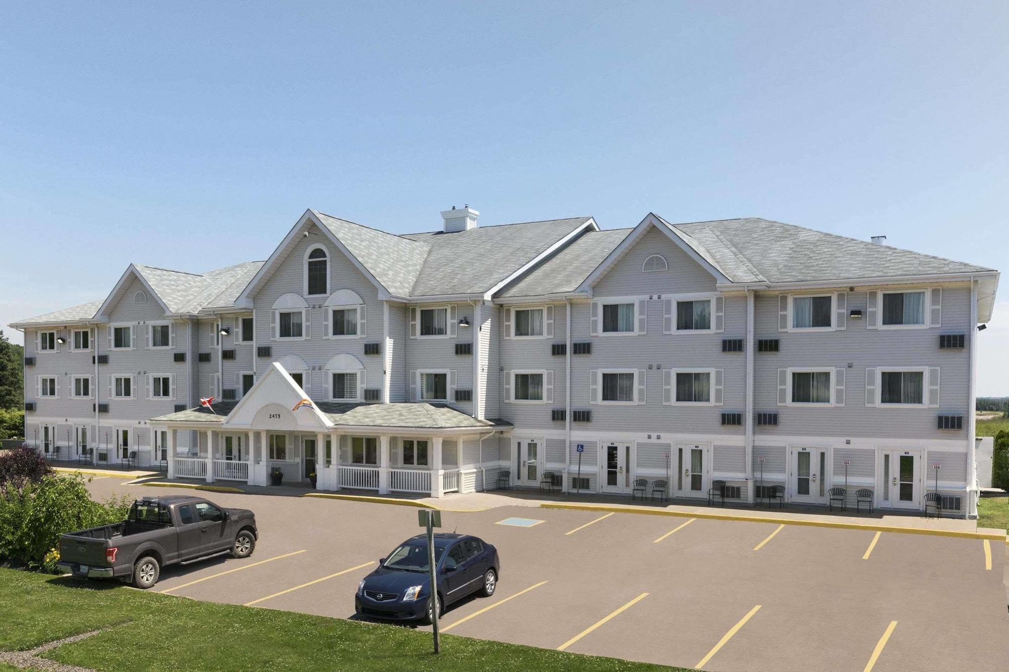 Travelodge Suites By Wyndham Moncton Exteriér fotografie
